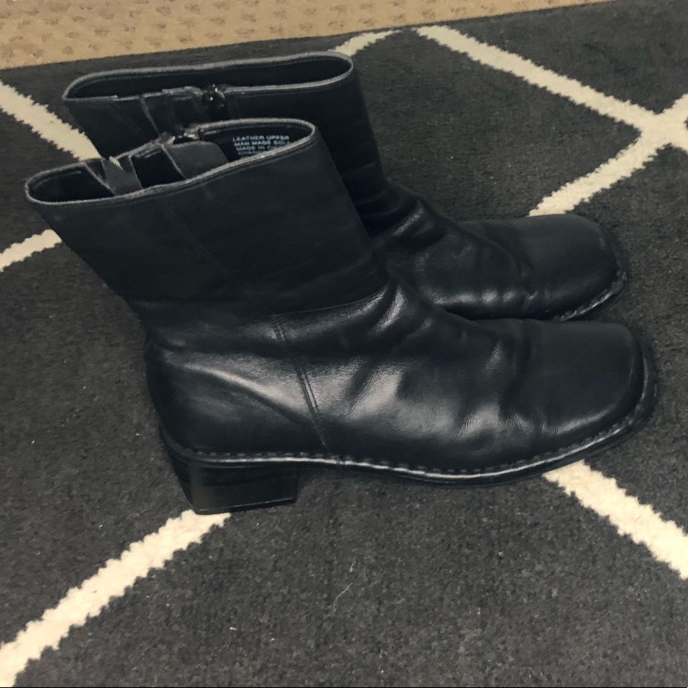 Black boots